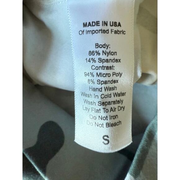 NWOT Bombshell Camo Print Striped Sport Pants Women’s Size Small - Picture 10 of 10